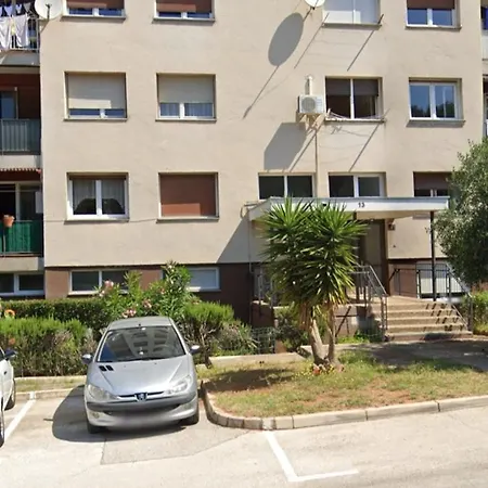Klara 2373 Apartment *